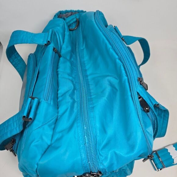 Lug Propeller Aqua Blue Duffle Bag Quilted Carry On Crossbody Shoulder Bag - Picture 8 of 11